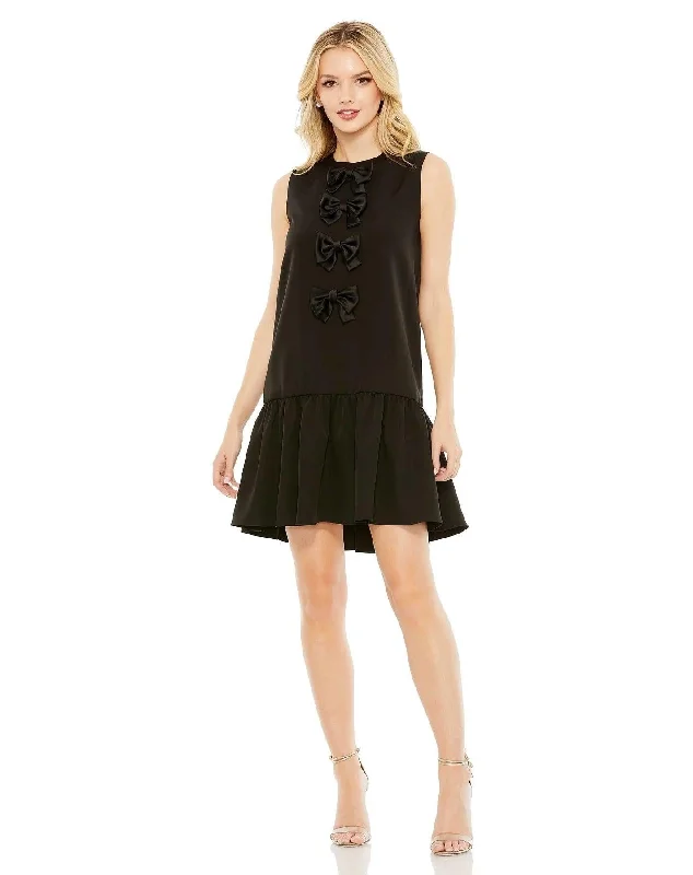Floor-Length Satin Dress Mac Duggal 27032 Short Sleeveless Cocktail Dress