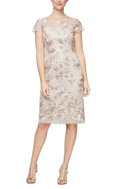 Glam Ball Gown Alex Evenings - 8117953 Floral Laced Midi Dress