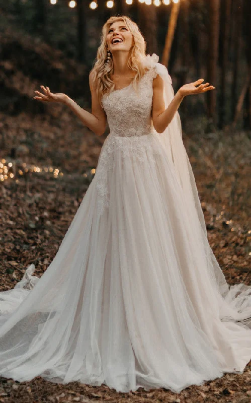 Garden Party Gown Bohemian A-Line Tulle Wedding Dress With One-shoulder Neckline And Zipper Back-716438 Garden Party Gown Bohemian A-Line Tulle Wedding Dress With One-shoulder Neckline And Zipper Back-716438