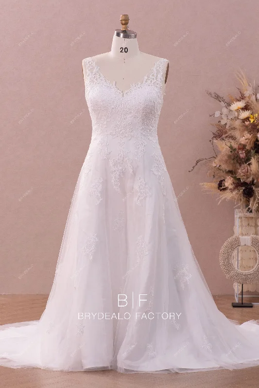 Vivid Color Gown Plus Size Designer Lace Straps V-neck A-line Wedding Gown