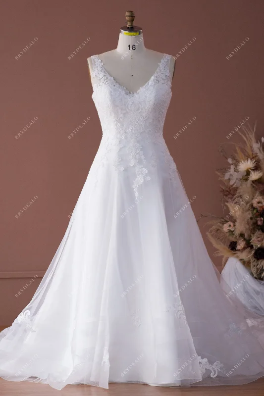 Rich Velvet Dress Plus Size Sleeveless Designer Lace A-line Elegant Wedding Dress