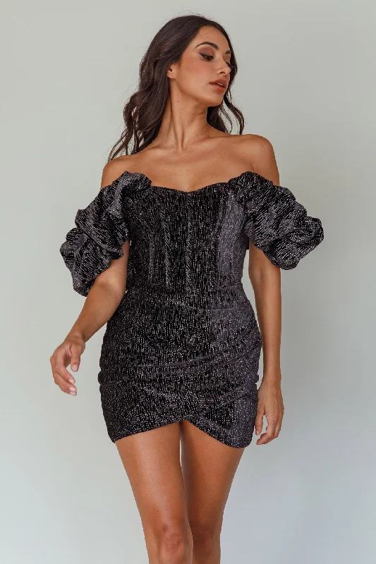 Statement Prom Dress So Famous Off-Shoulder Mini Dress Black