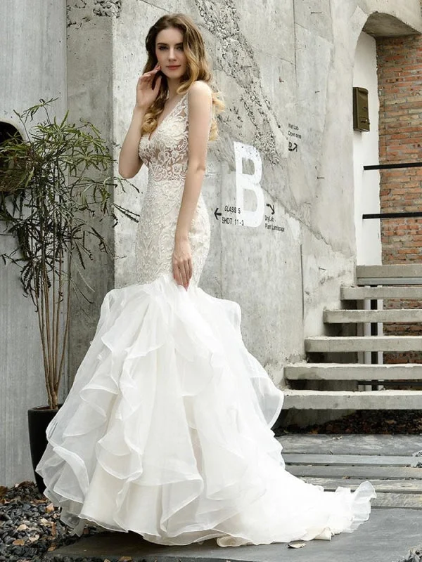 Fancy Embellished Dress Wedding Bridal Gowns Mermaid Sleeveless V Neck Lace Bridal Gowns With Train Fancy Embellished Dress Wedding Bridal Gowns Mermaid Sleeveless V Neck Lace Bridal Gowns With Train