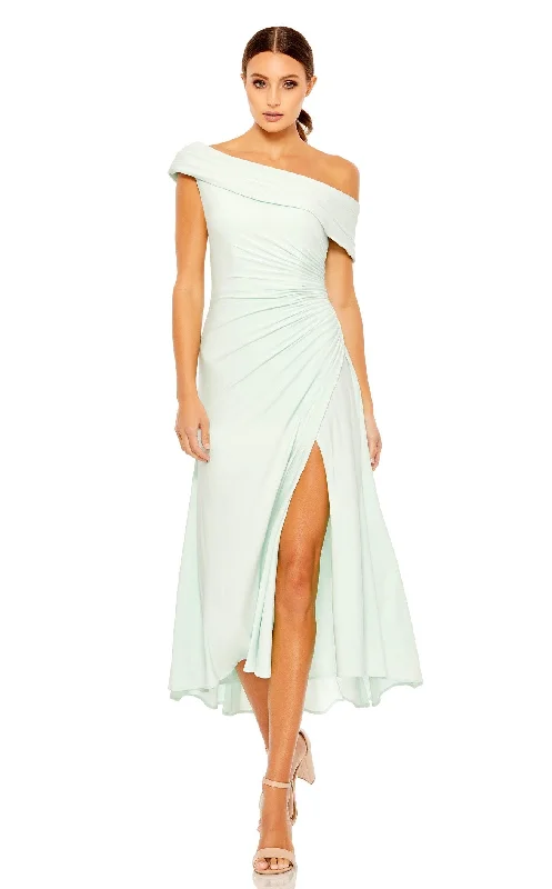 Hollywood-Inspired Gown Mac Duggal 26484 Dress